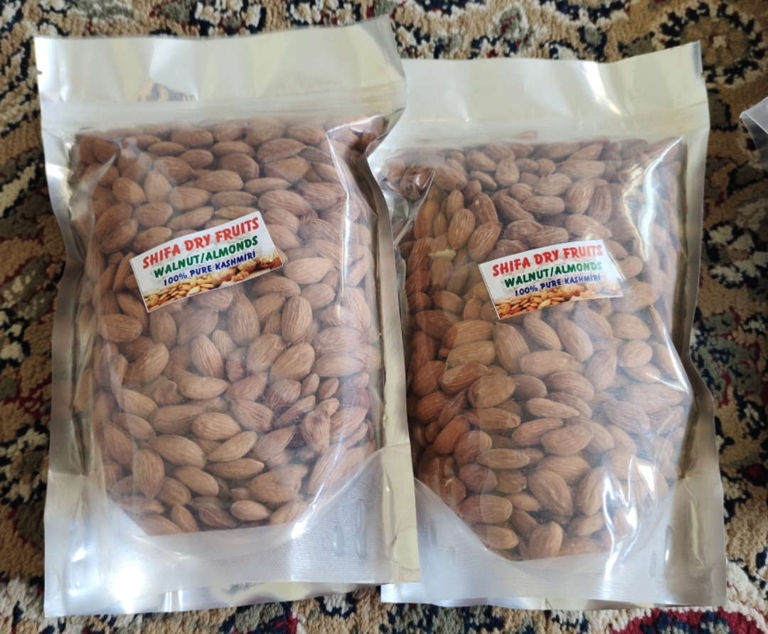 Kashmiri Almonds Giri (kernels only)